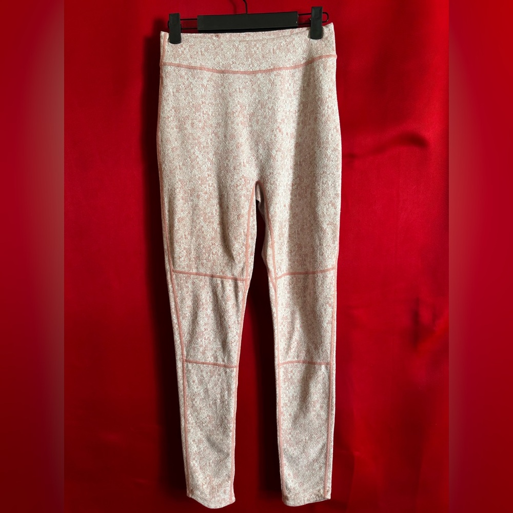#345-🦈Gymshark Peach/Cream Leggings Size Medium